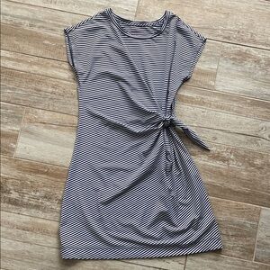 Vineyard Vines Striped Navy and White Midi Dress